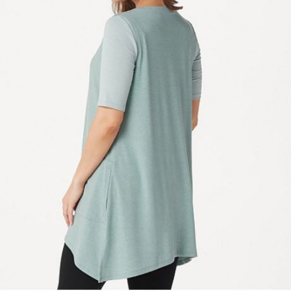 LOGO By Lori Goldstein Jersey Vest & Top Twin Set - Picture 2 of 5